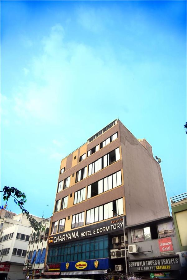 Charyana Hotel Ac Dormitory Ahmedabad Exterior photo